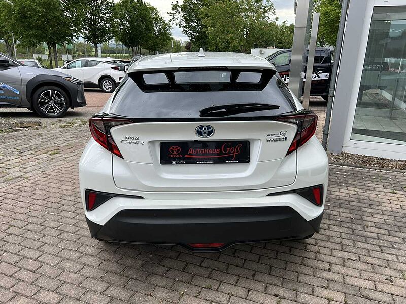 Toyota C-HR 1.8 Hybrid - Team Deutschland