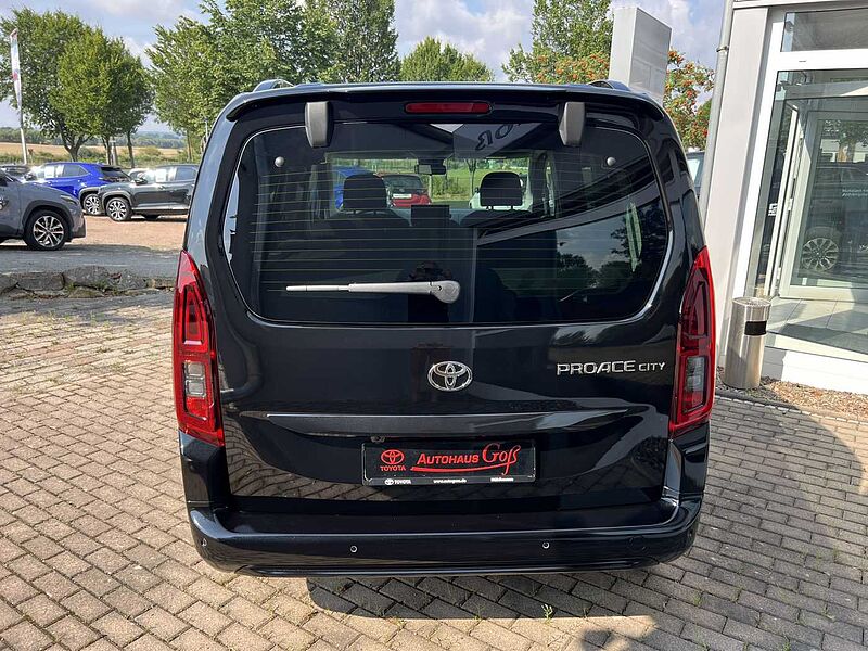 Toyota Proace City Verso 1.2 Turbo L1 Team Deutschland