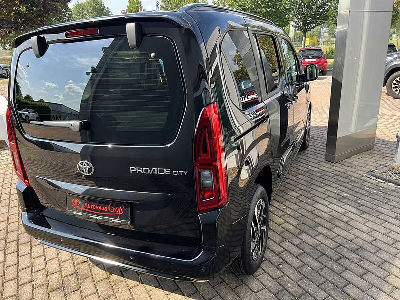 Toyota Proace City Verso 1.2 Turbo L1 Team Deutschland