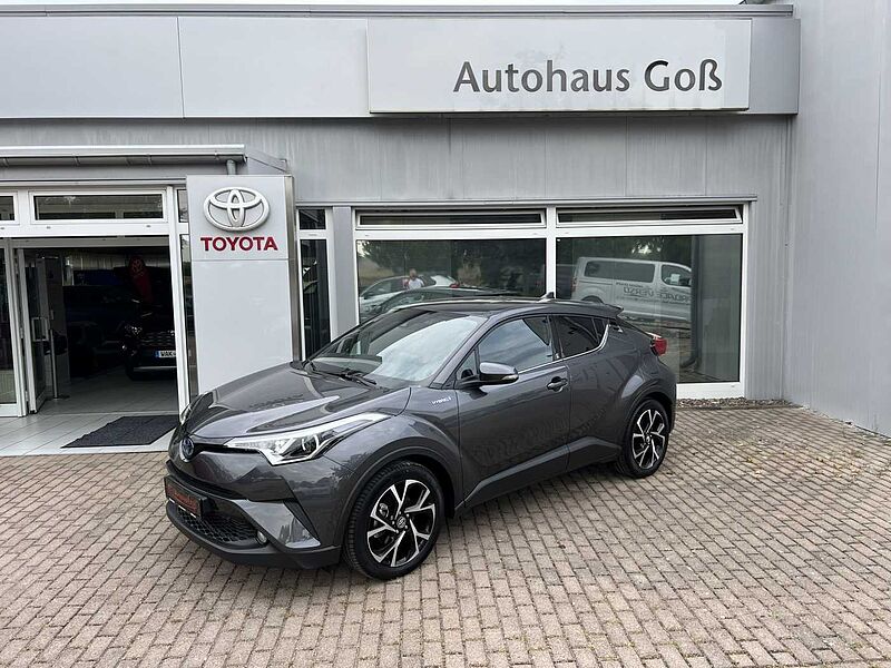 Toyota C-HR 1.8 Hybrid - Team Deutschland AHK