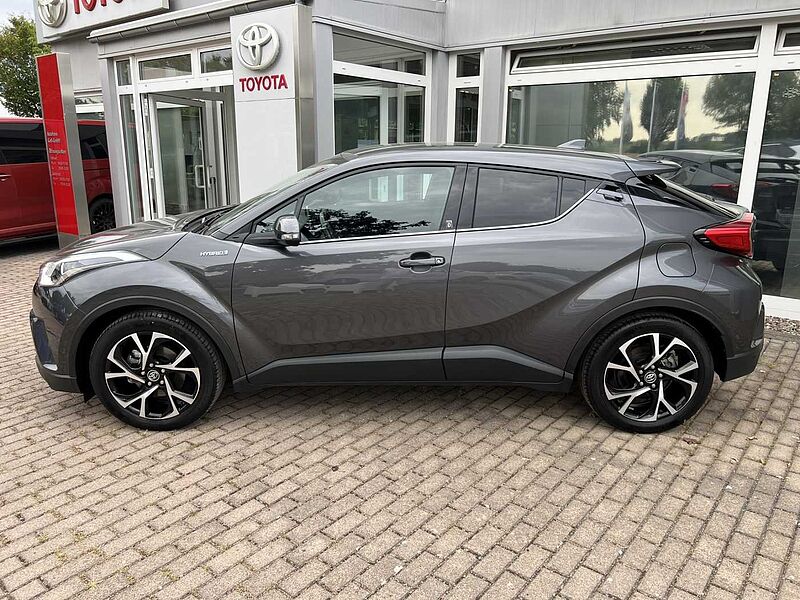 Toyota C-HR 1.8 Hybrid - Team Deutschland AHK