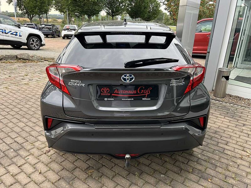 Toyota C-HR 1.8 Hybrid - Team Deutschland AHK