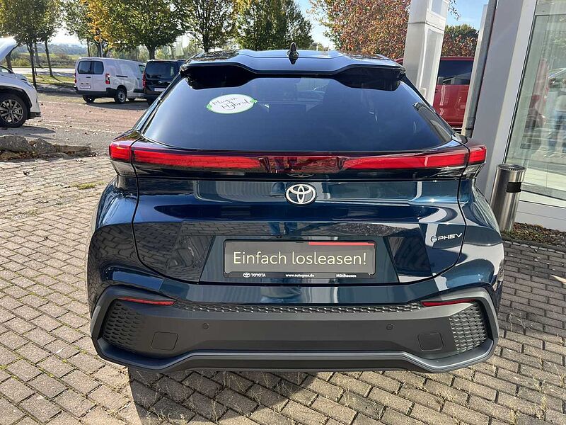 Toyota C-HR Plug-in Hybrid - Team Deutschland