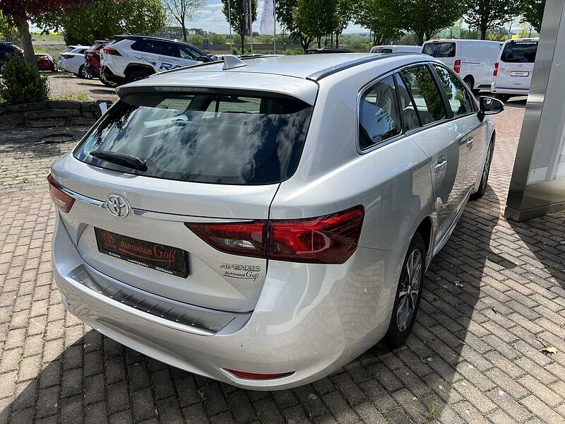 Toyota Avensis 1.8 VVT-i , Comfort , Navi