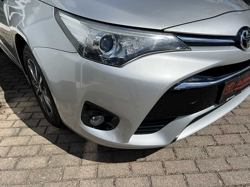 Toyota Avensis 1.8 VVT-i , Comfort , Navi