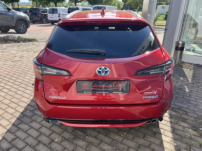 Toyota Corolla Touring Sports 2.0 Hybrid - Team D