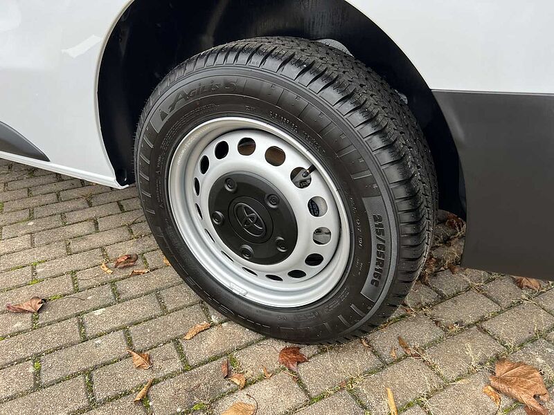 Toyota Proace 2.0l Diesel -  L1 Meister Modell