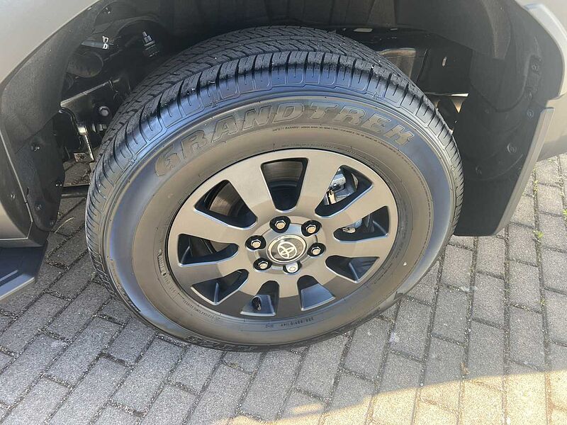 Toyota Land Cruiser 2.8l Diesel - Executive