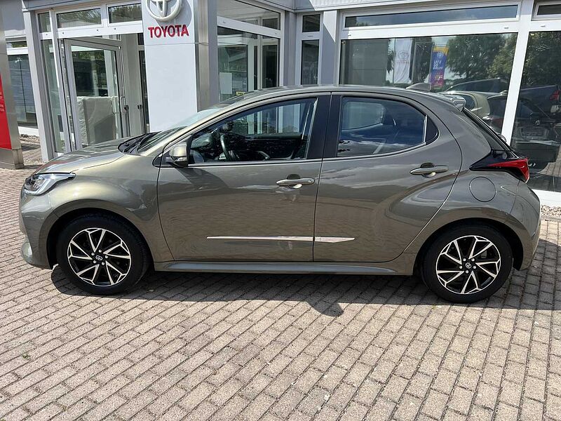 Toyota Yaris 1.5l - Club nur 18.000km