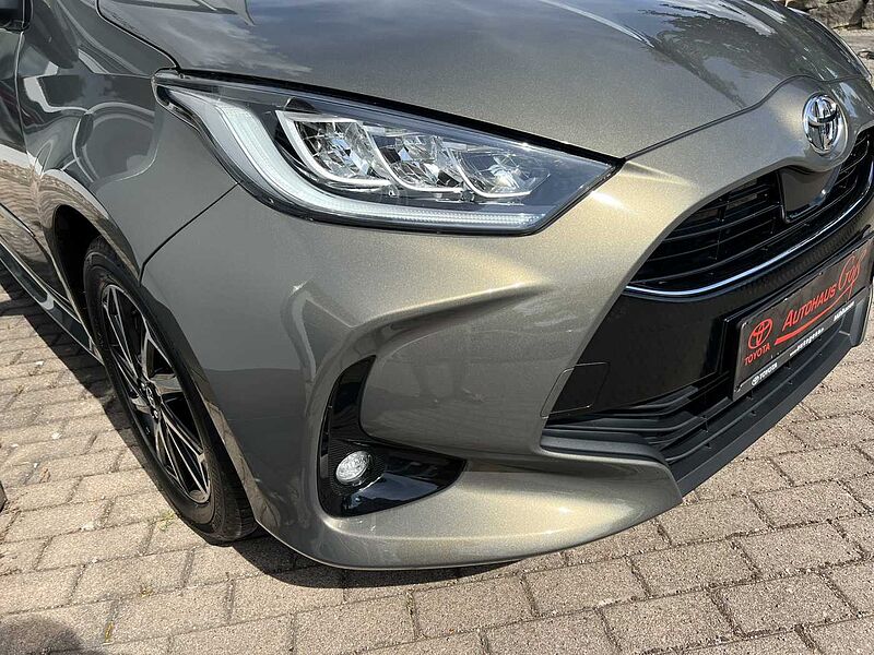 Toyota Yaris 1.5l - Club nur 18.000km