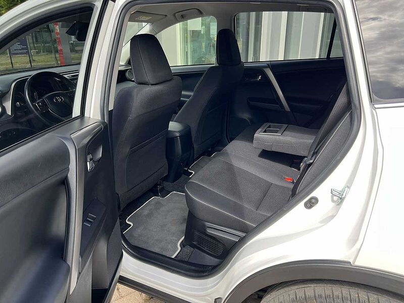 Toyota RAV4 Hybrid - Team Deutschland