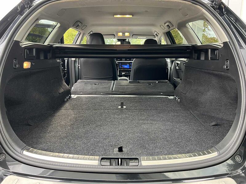 Toyota Auris Turbo - Edition-S+ -Touring Sports