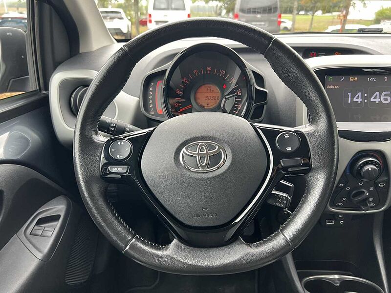 Toyota AYGO x-play touch 5-Türer