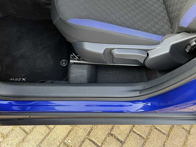 Toyota Aygo X Pulse mit Komfort Paket
