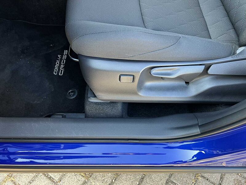 Toyota Corolla Cross Teamplayer mit elektr. Heckklappe