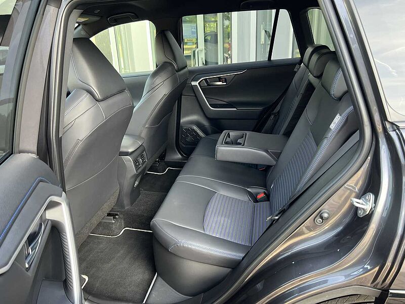 Toyota RAV4 Hybrid 4x2 Style Selection