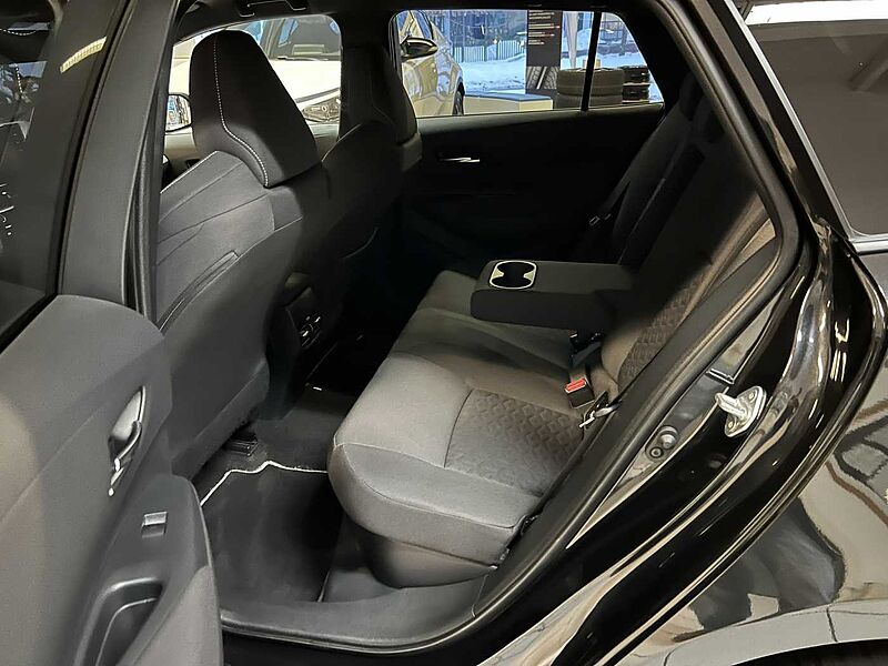 Toyota Corolla Touring Sports Team D AHK