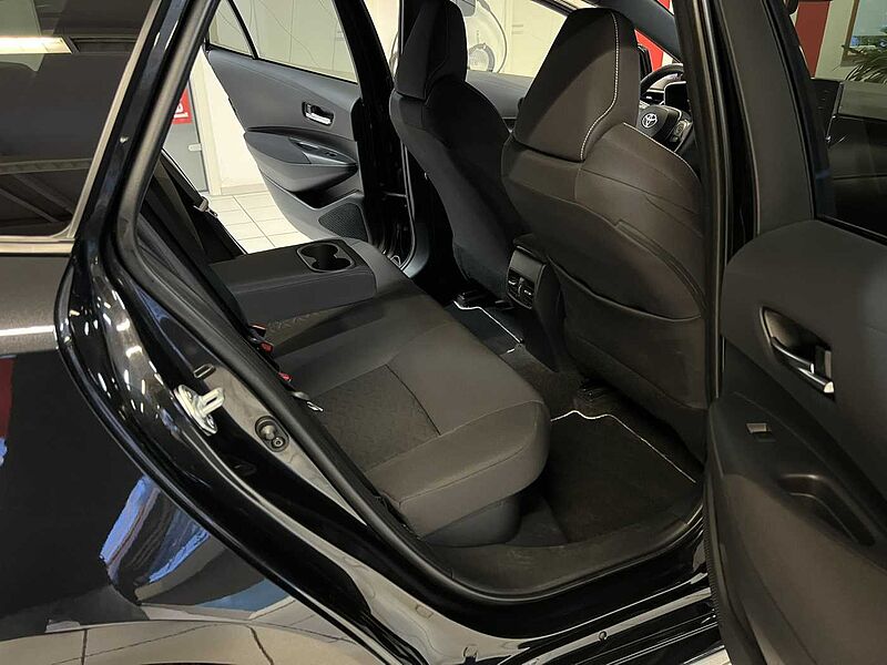 Toyota Corolla Touring Sports Team D AHK