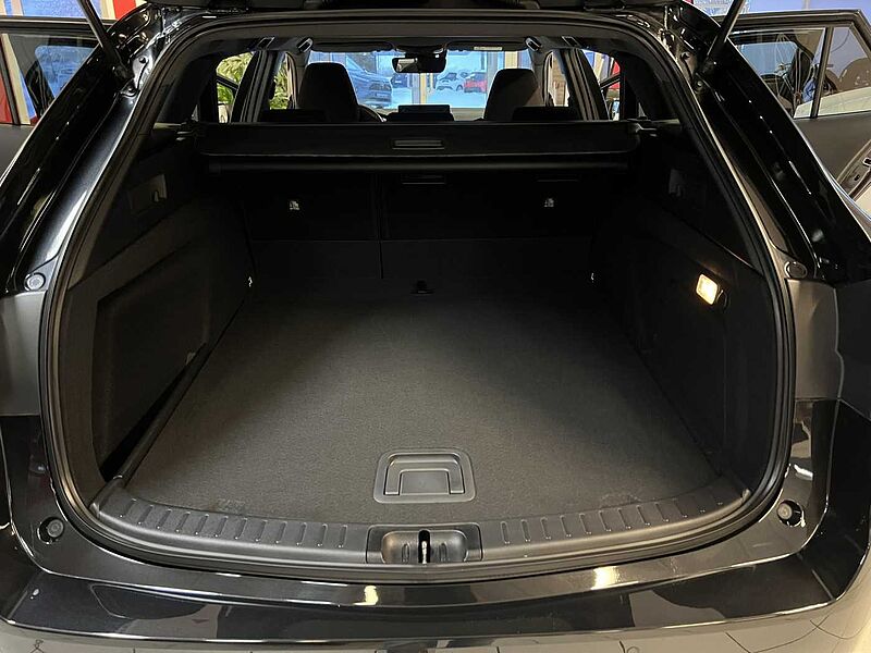 Toyota Corolla Touring Sports Team D AHK