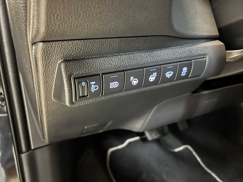 Toyota Corolla Touring Sports Team D AHK