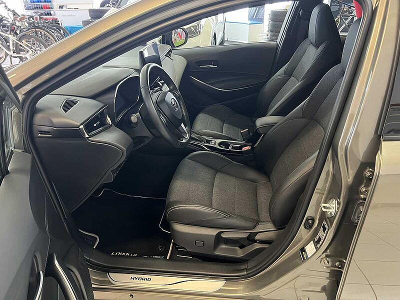 Toyota Corolla Touring Sports Team D