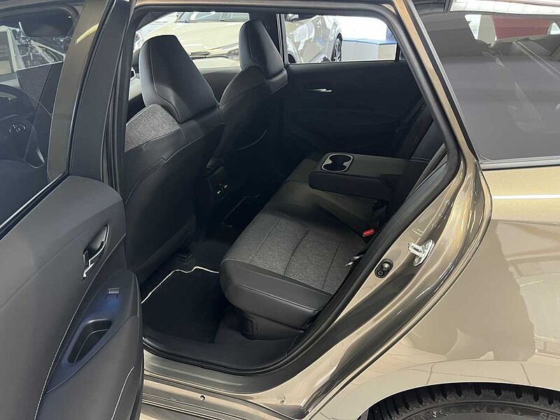 Toyota Corolla Touring Sports Team D