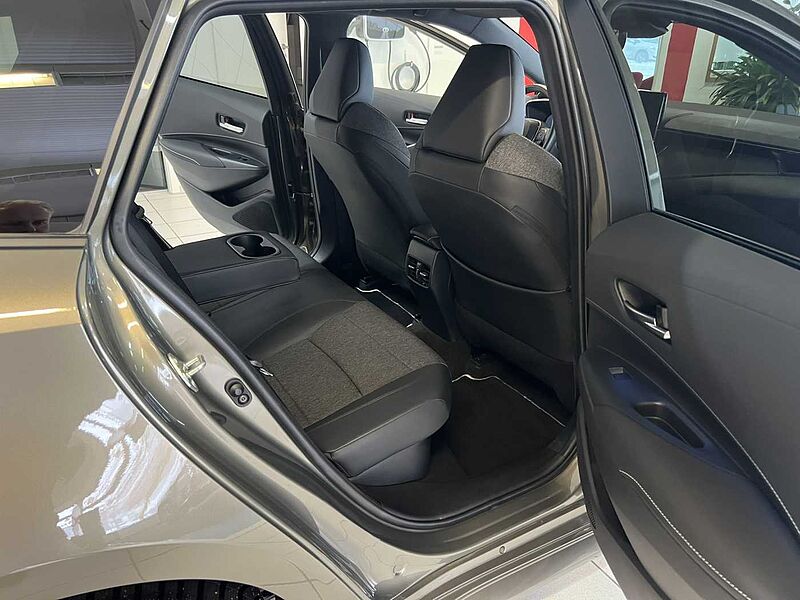 Toyota Corolla Touring Sports Team D