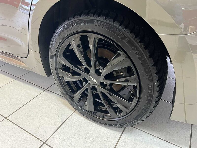 Toyota Corolla Touring Sports Team D