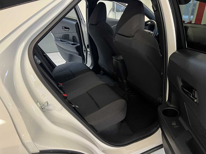 Toyota C-HR Plug - in Hybrid Teamplayer