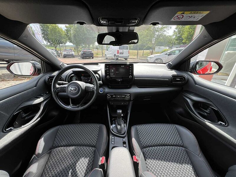 Toyota Yaris Hybrid Premiere Edition