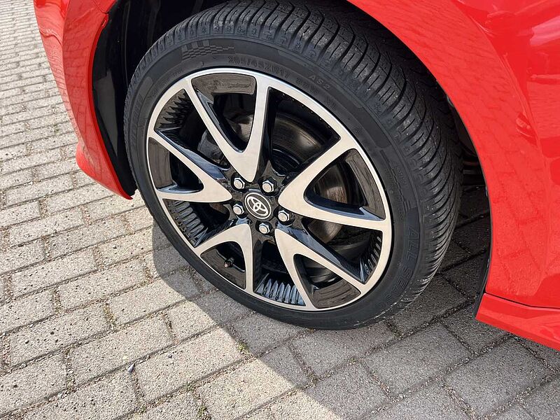 Toyota Yaris Hybrid Premiere Edition