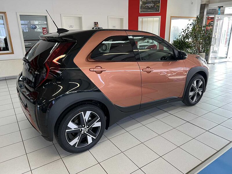 Toyota Aygo X 1.5L - Hybrid - Teamplayer