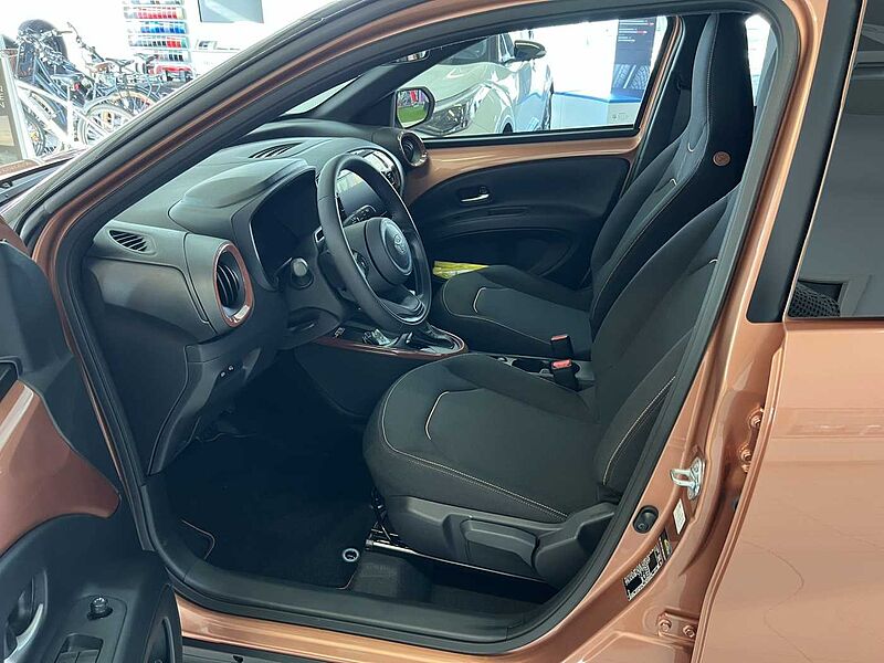 Toyota Aygo X 1.5L - Hybrid - Teamplayer