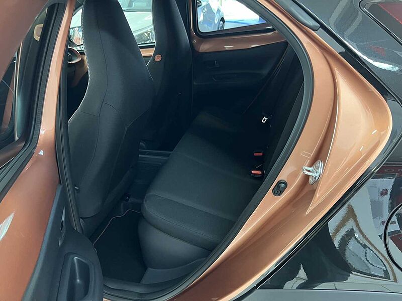 Toyota Aygo X 1.5L - Hybrid - Teamplayer