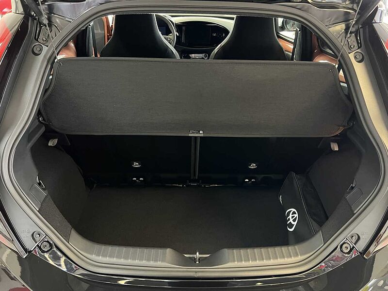 Toyota Aygo X 1.5L - Hybrid - Teamplayer