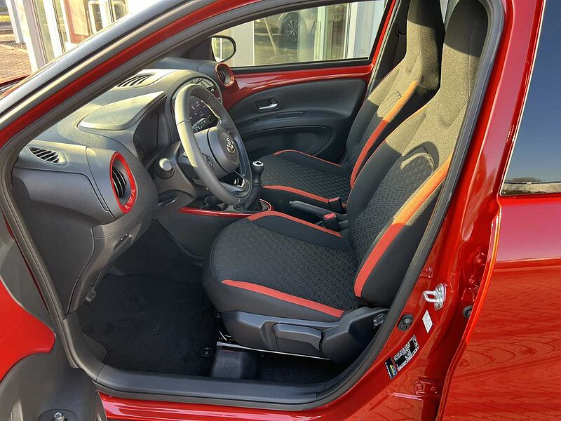 Toyota Aygo X Teamplayer