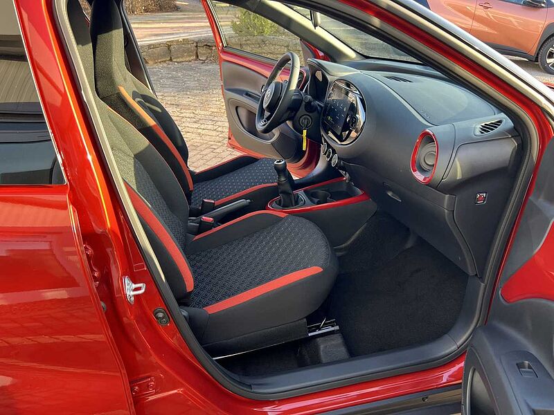 Toyota Aygo X Teamplayer