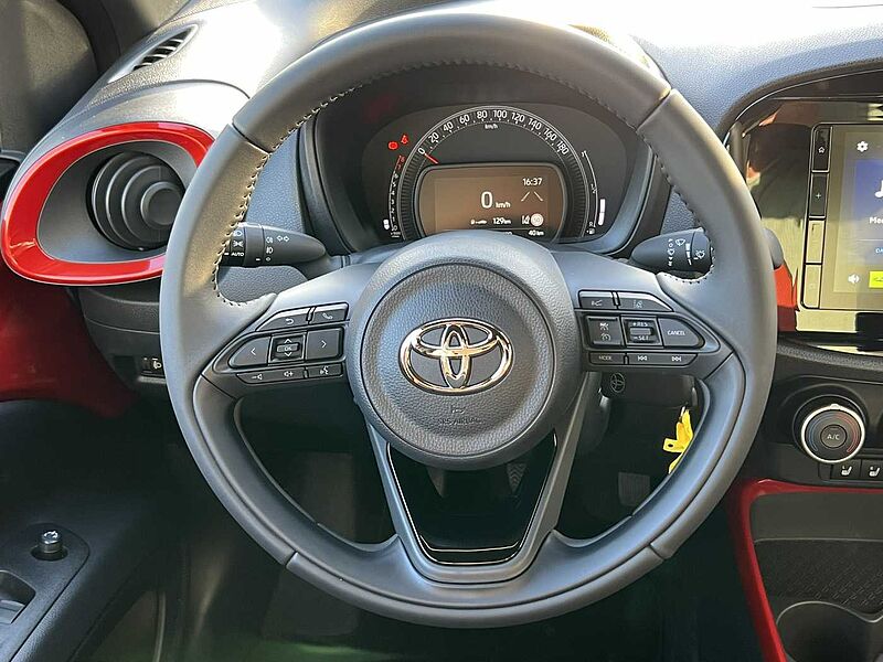 Toyota Aygo X Teamplayer