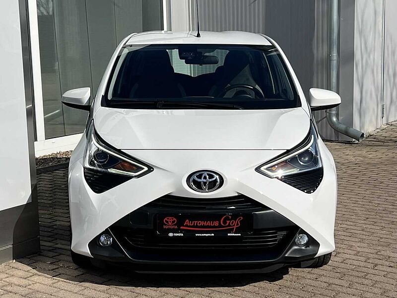 Toyota AYGO X Automatik Team Deutschland