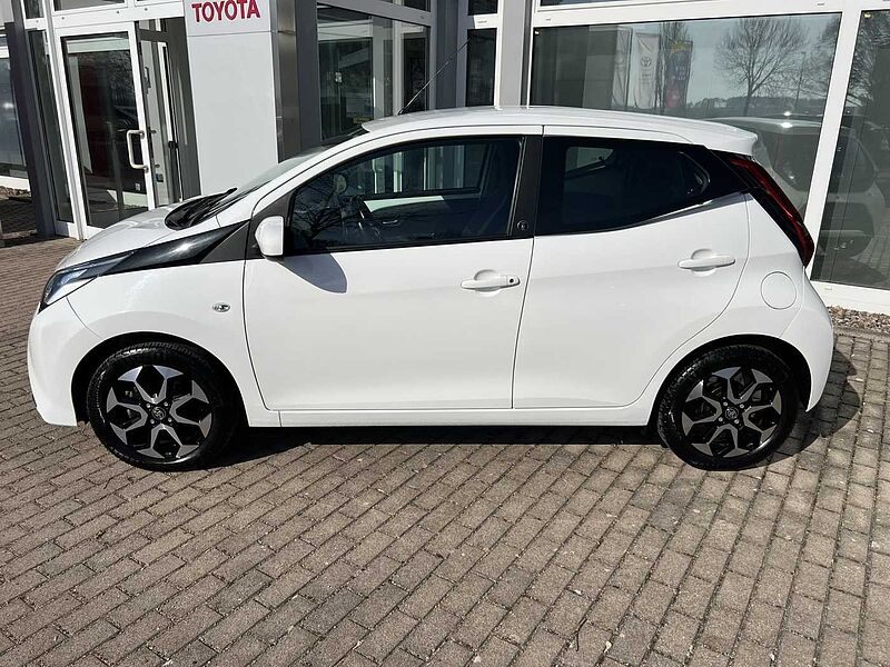 Toyota AYGO X Automatik Team Deutschland