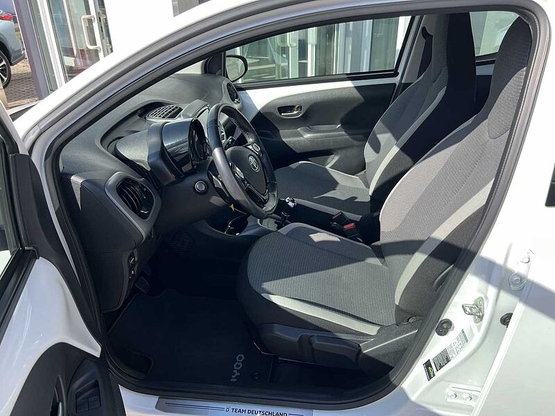 Toyota AYGO X Automatik Team Deutschland