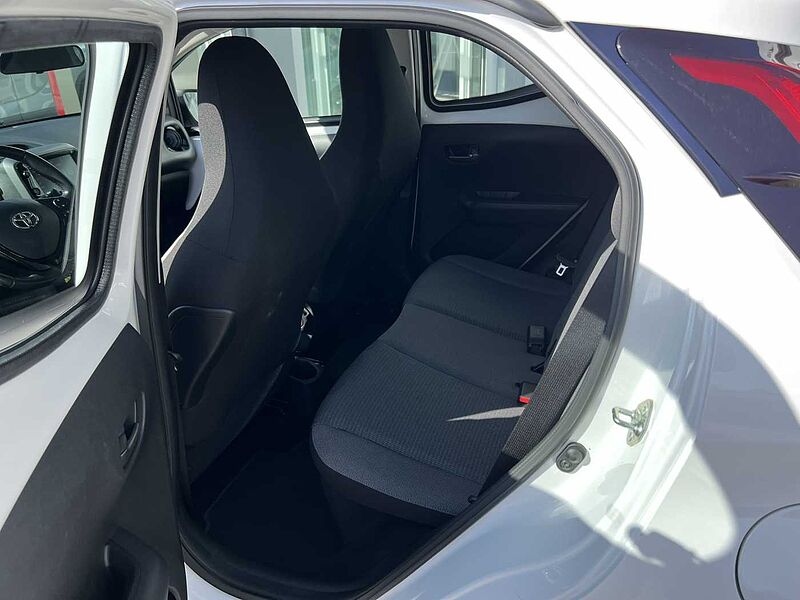 Toyota AYGO X Automatik Team Deutschland