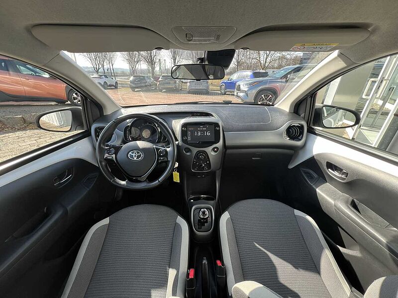 Toyota AYGO X Automatik Team Deutschland