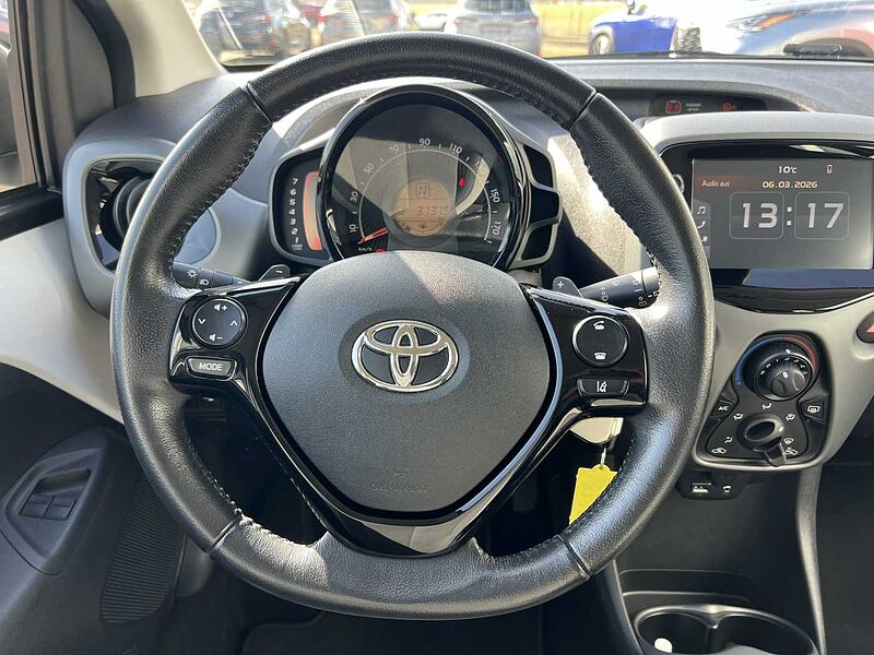 Toyota AYGO X Automatik Team Deutschland