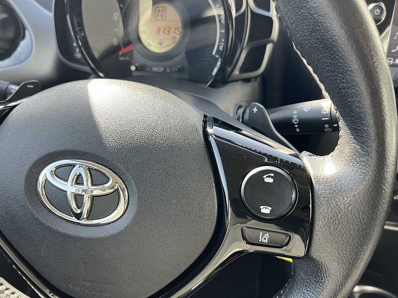 Toyota AYGO X Automatik Team Deutschland