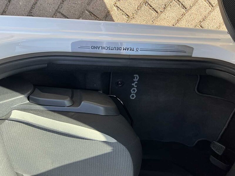 Toyota AYGO X Automatik Team Deutschland