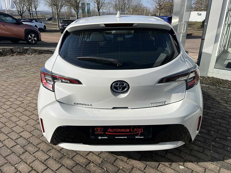 Toyota Corolla 5-T&uuml;rer Business Hybrid Navi