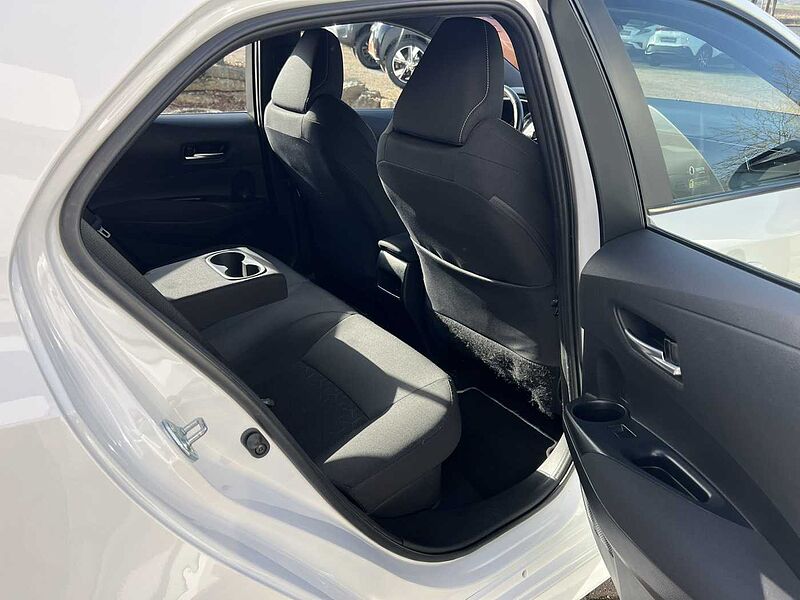 Toyota Corolla 5-T&uuml;rer Business Hybrid Navi