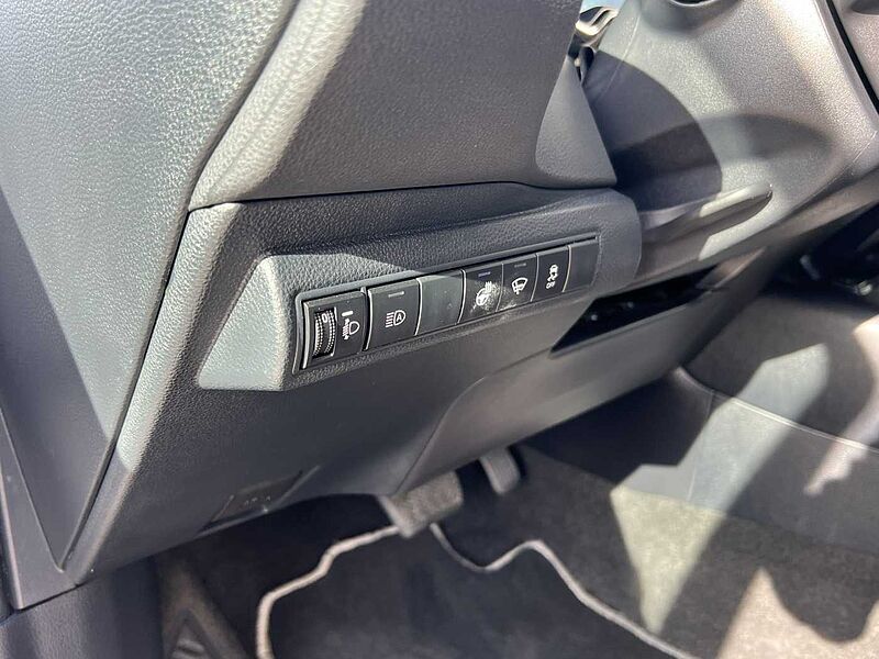 Toyota Corolla 5-T&uuml;rer Business Hybrid Navi