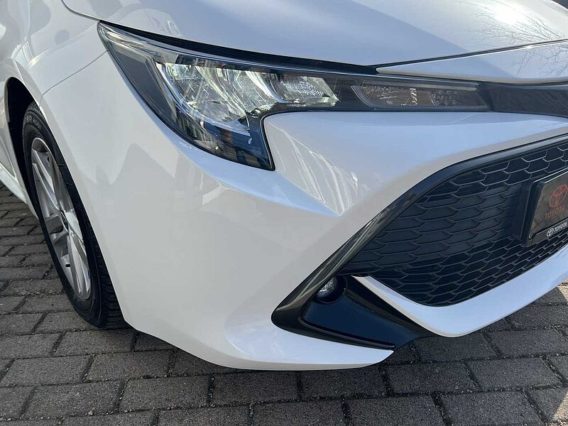 Toyota Corolla 5-T&uuml;rer Business Hybrid Navi